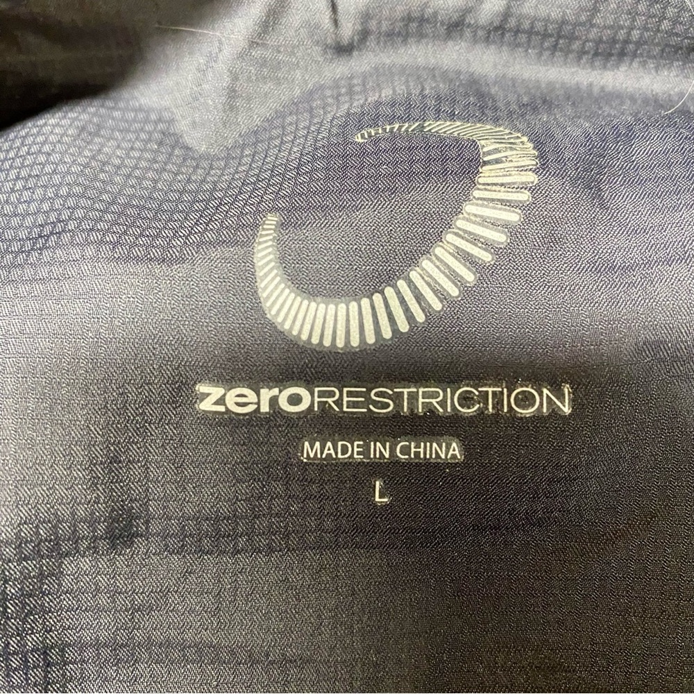 Zero Restriction Puffer Jacket/Vest - image 5